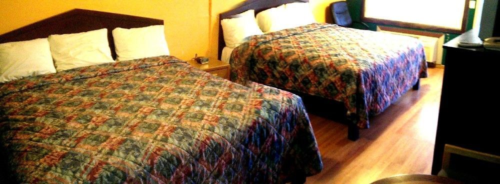 Provo Inn & Suites Bagian luar foto